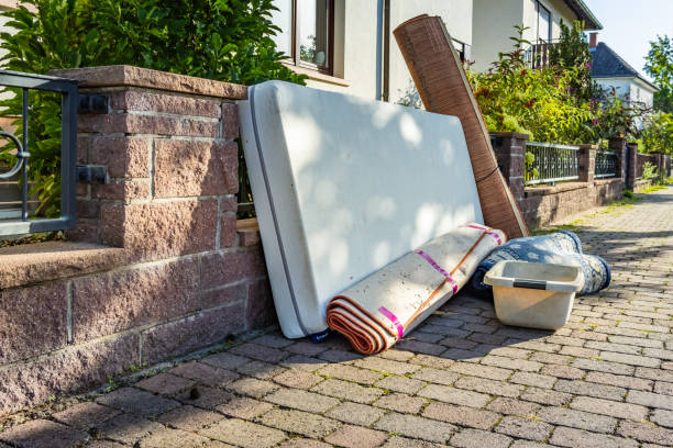 Best Electronics Removal Services  in Sag Harbor, NY